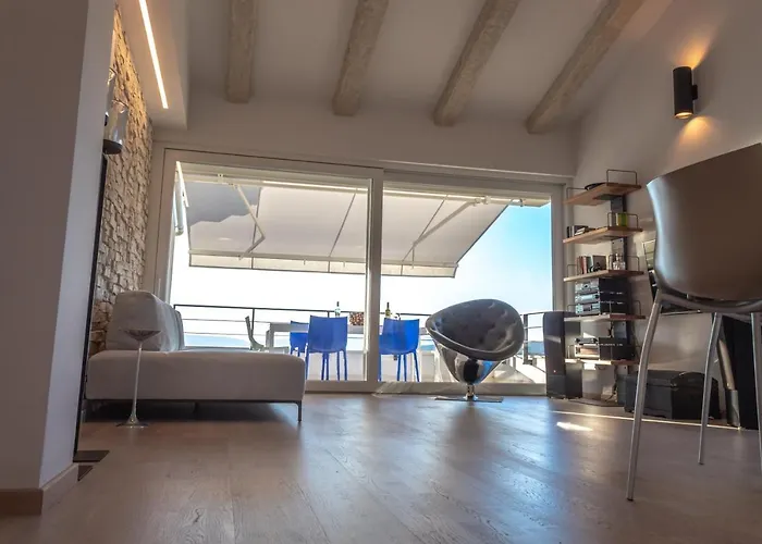 Finestra Sul Mare * 普纳特